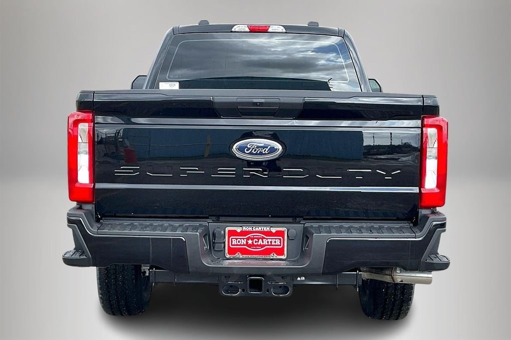 New 2026 Ford Super Duty F-250 XL 4D Crew Cab