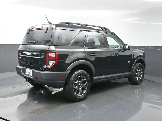 Used 2023 Black Ford Badlands image 7