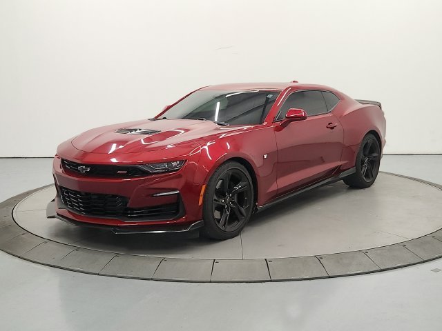 Used 2022 Red Chevrolet SS image 4