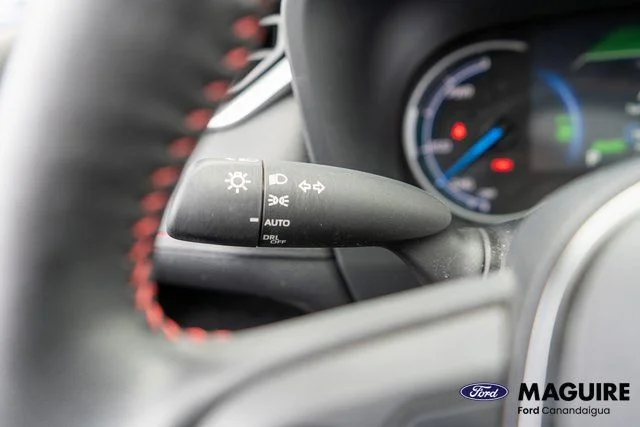 Used 2023 White Toyota SE image 22