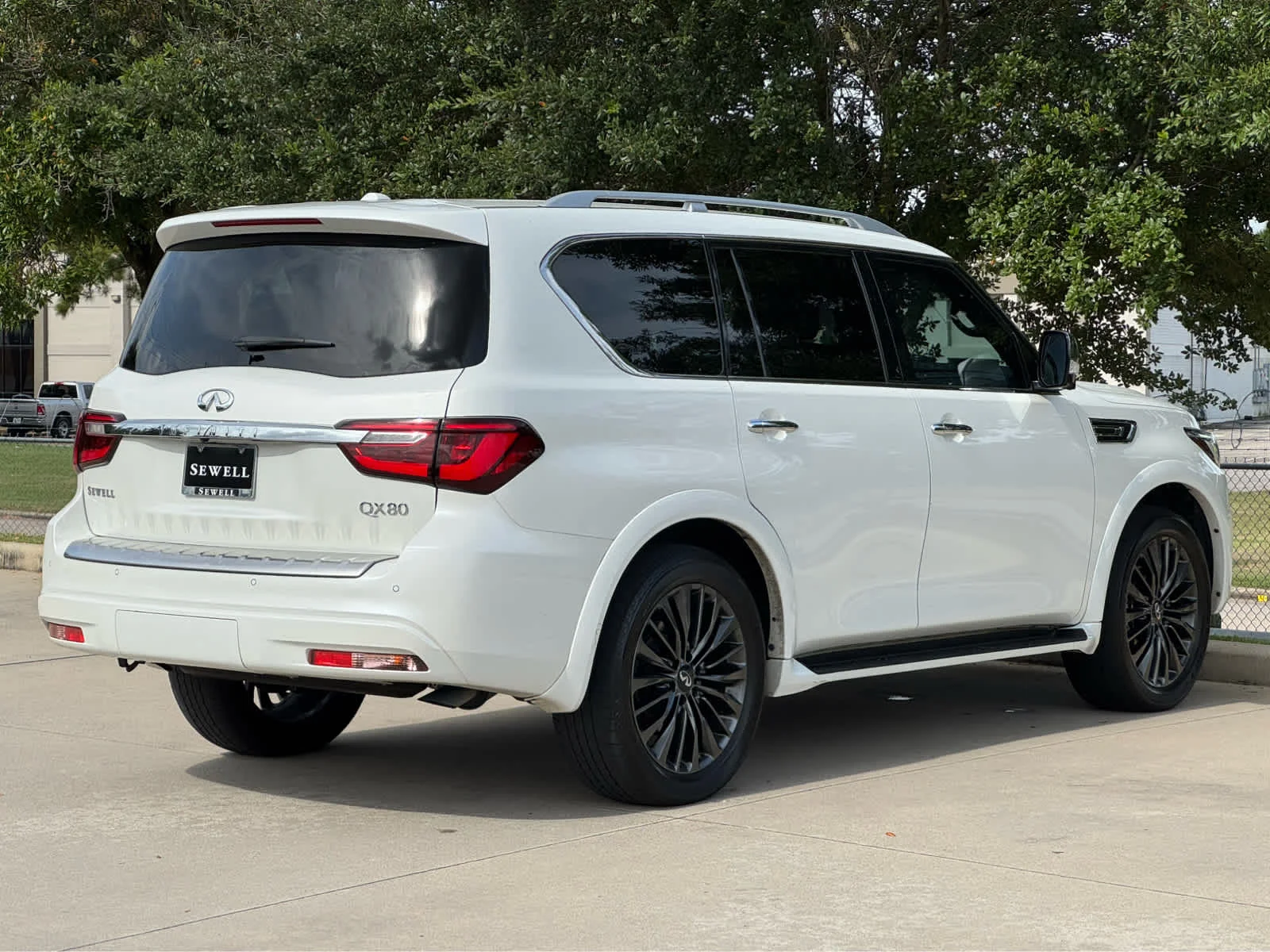Certified Used 2023 Moonstone White INFINITI SENSORY image 5