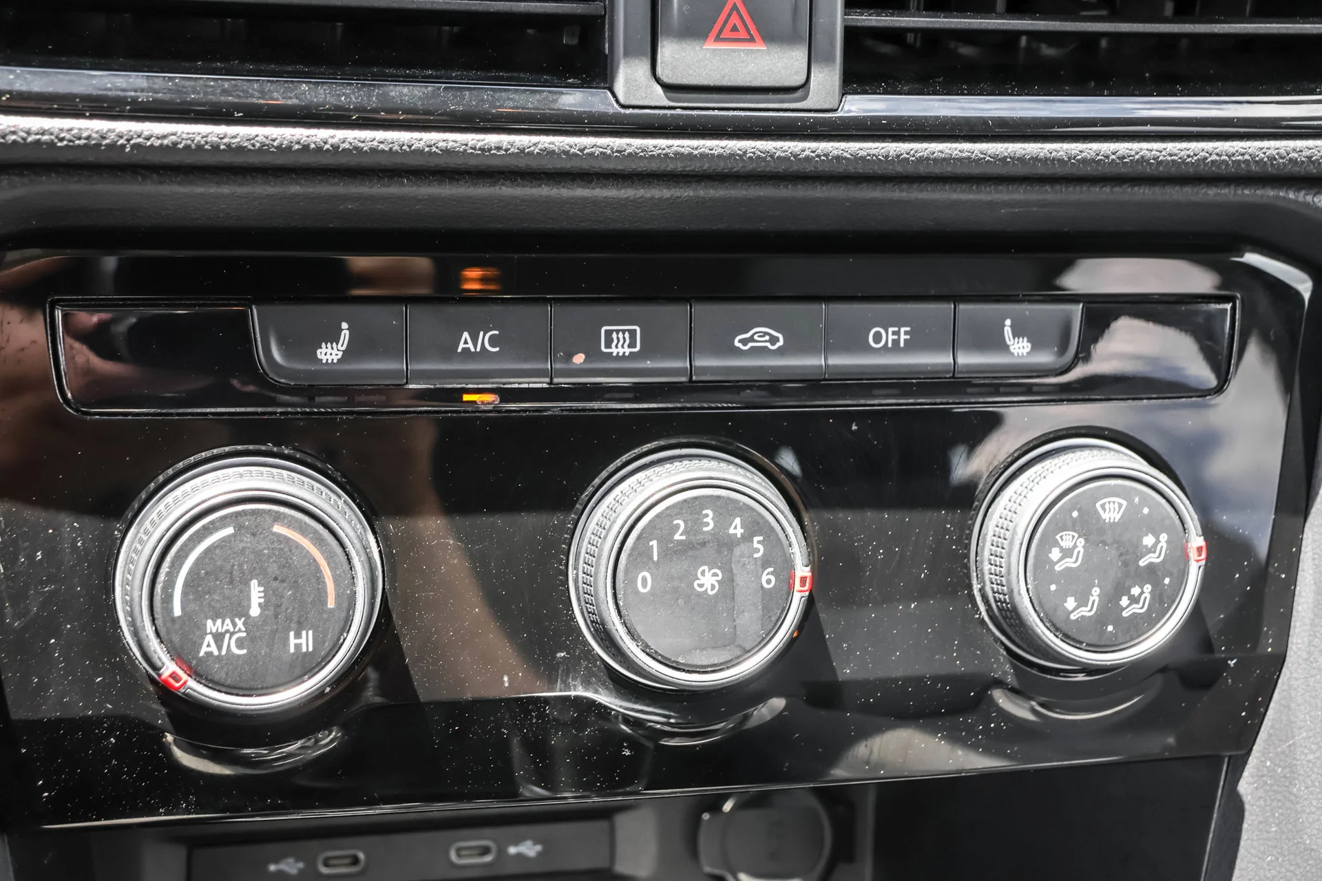2023 Volkswagen Taos SE - Photo 31