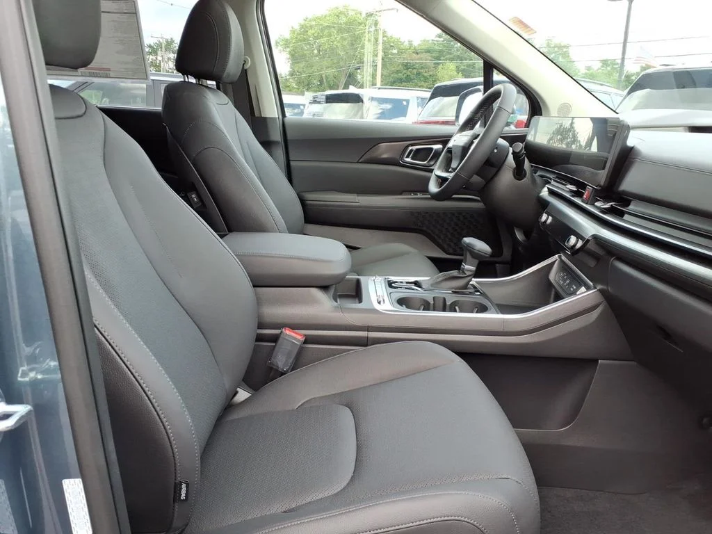 New 2027 Blue Kia SX Prestige image 7