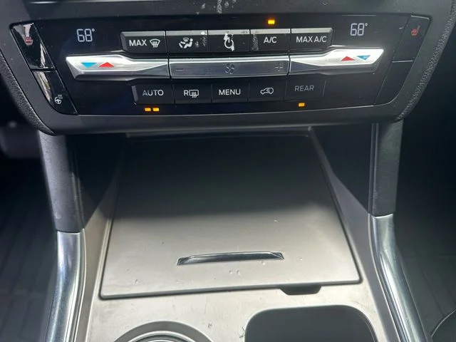Used 2020 Red Ford XLT image 19