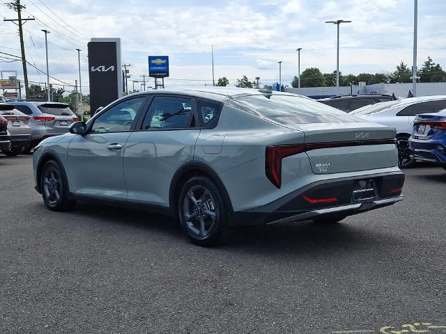 Certified Used 2025 Gray Kia LXS image 5