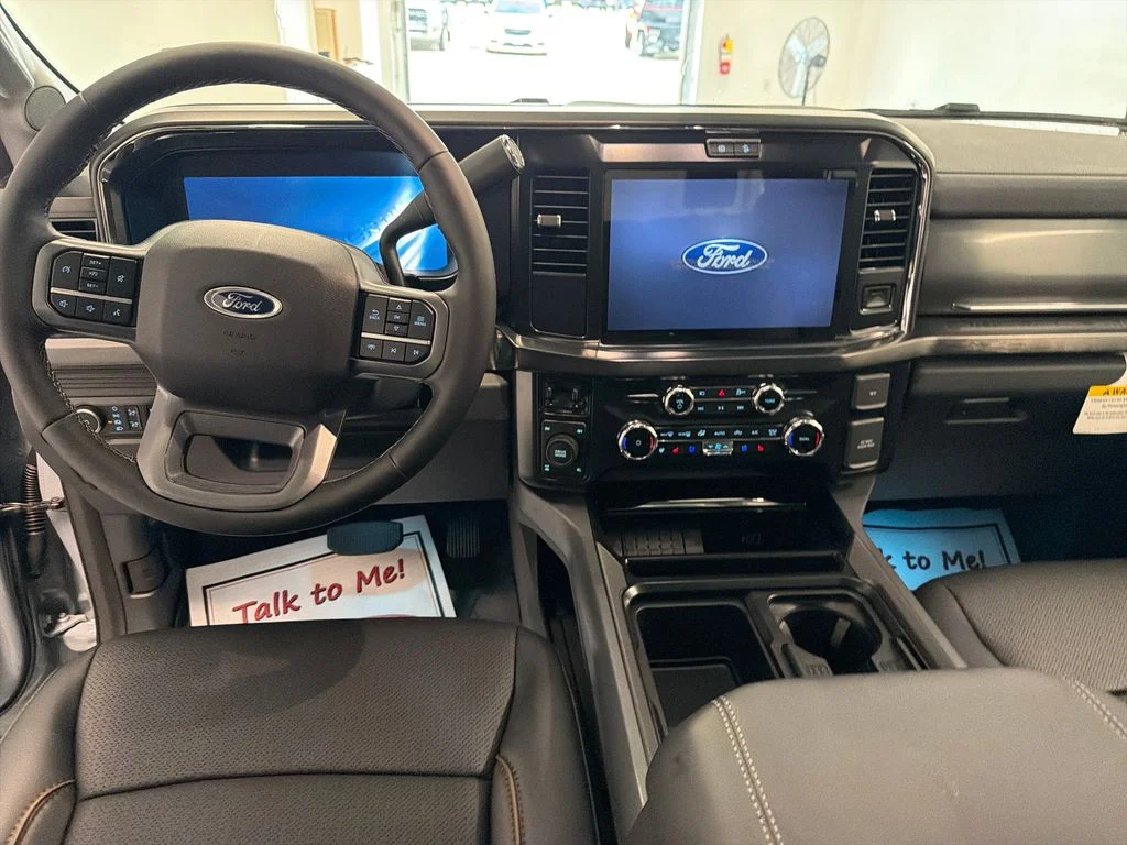 New 2026 Glacier Gray Metallic Tri-Coat Ford F-250® Lariat® image 15