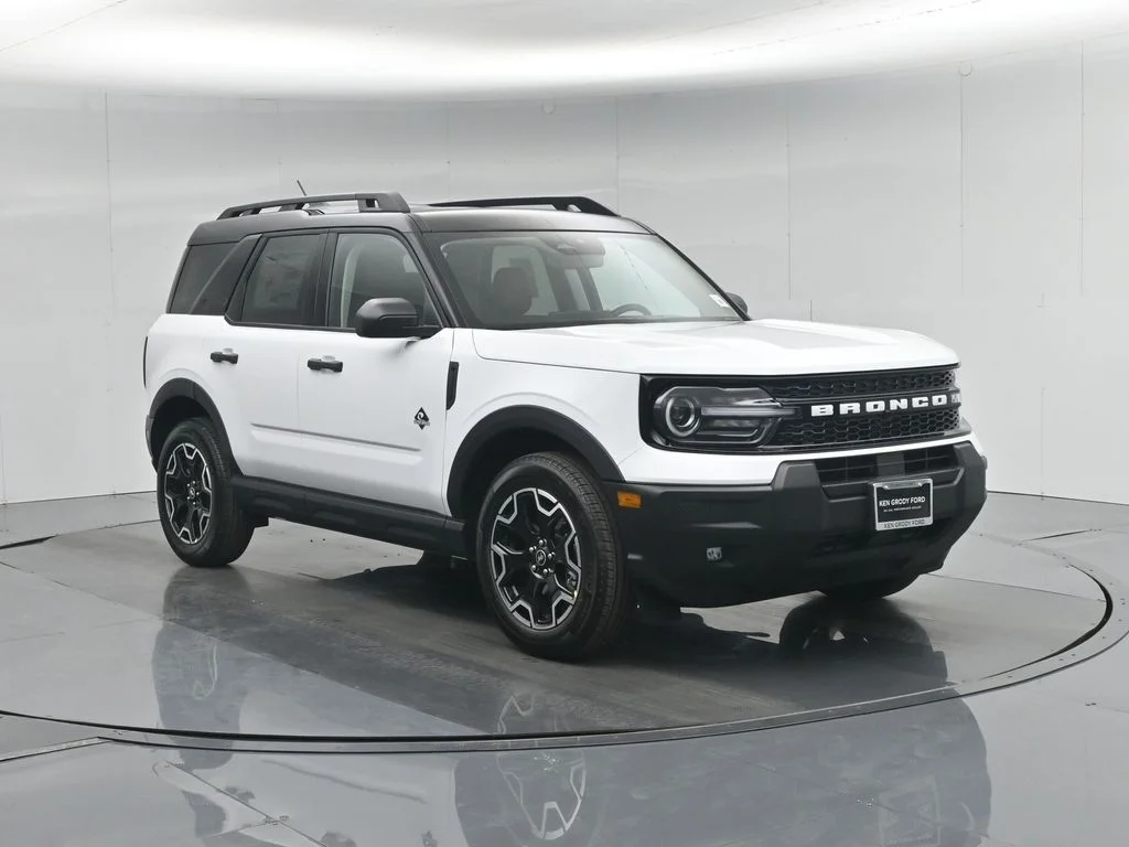 New 2026 Oxford White Ford Outer Banks image 56