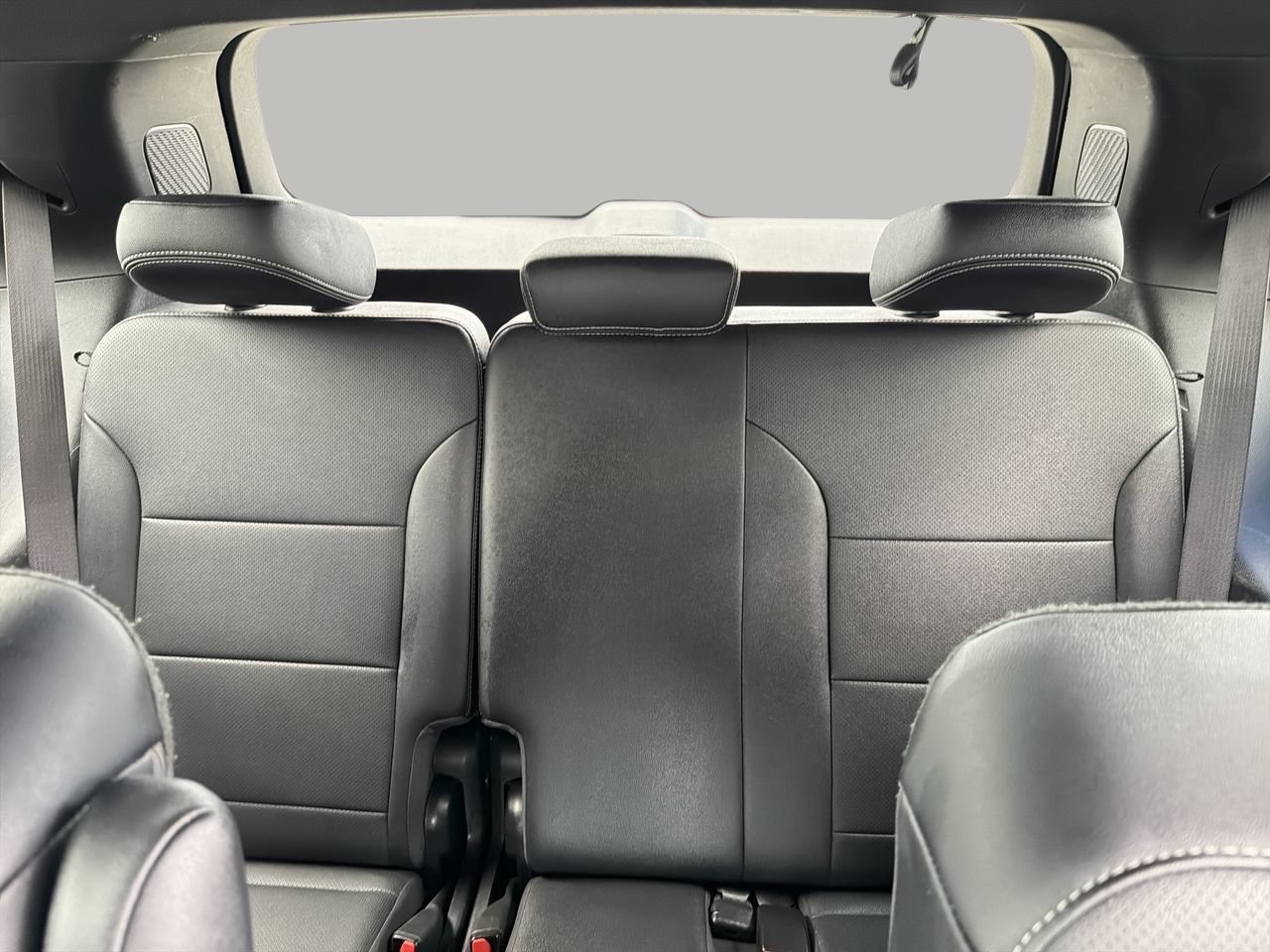 Used 2025 Summit White Chevrolet LT image 18