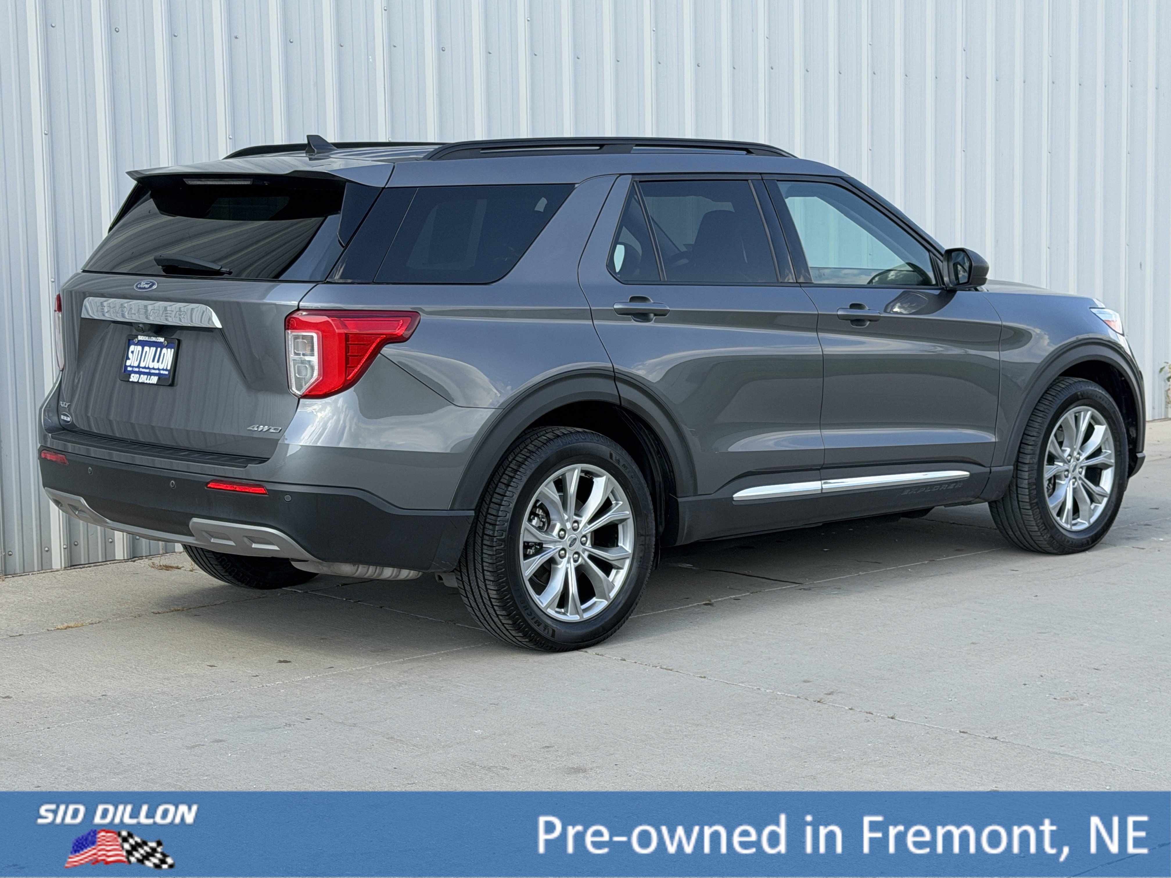 Used 2021 Carbonized Gray Metallic Ford XLT image 4