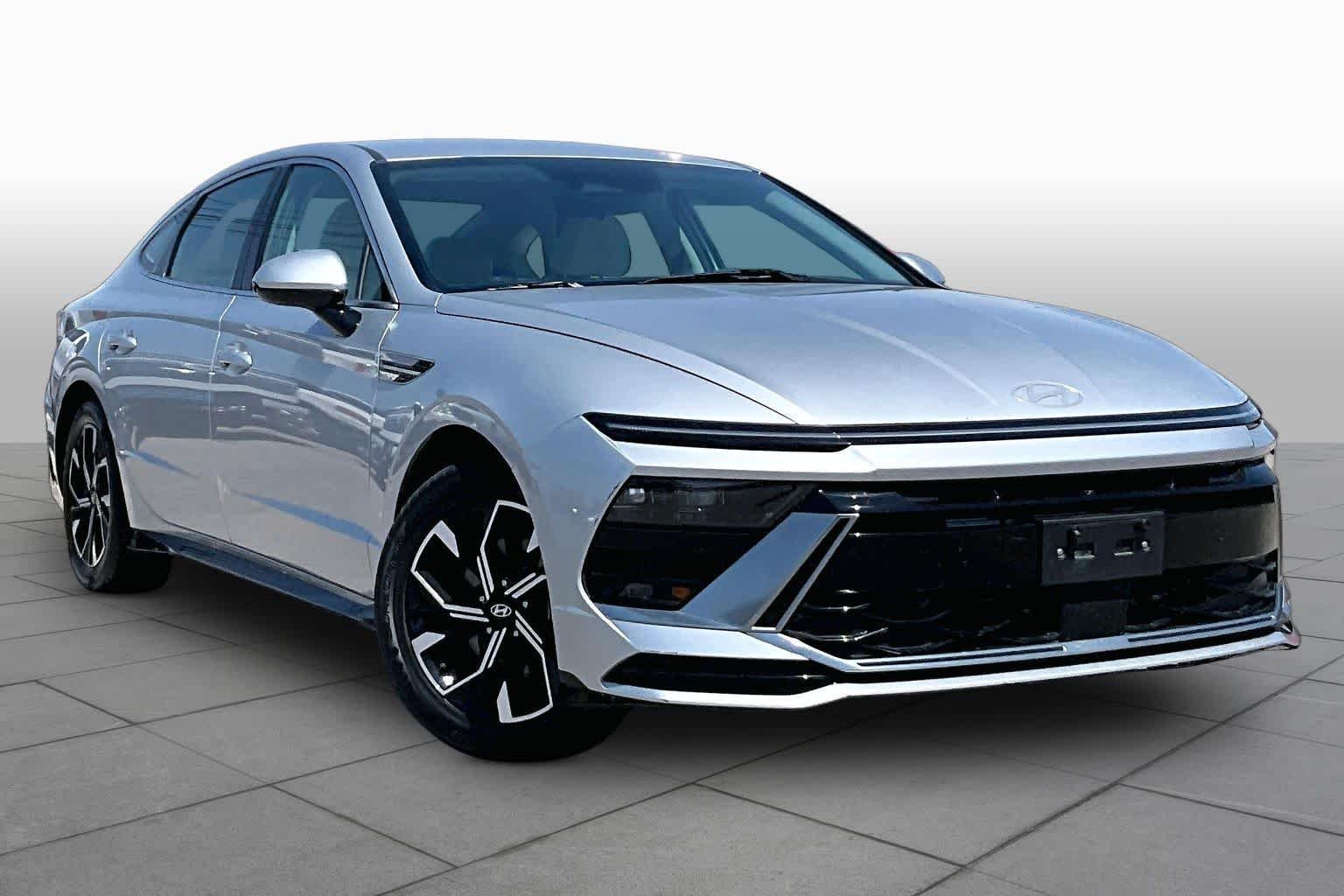 Certified Pre-Owned 2025 Hyundai Sonata SEL