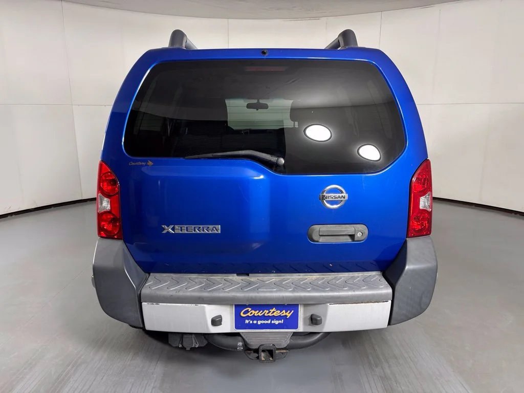 Used 2014 Blue Nissan X image 7
