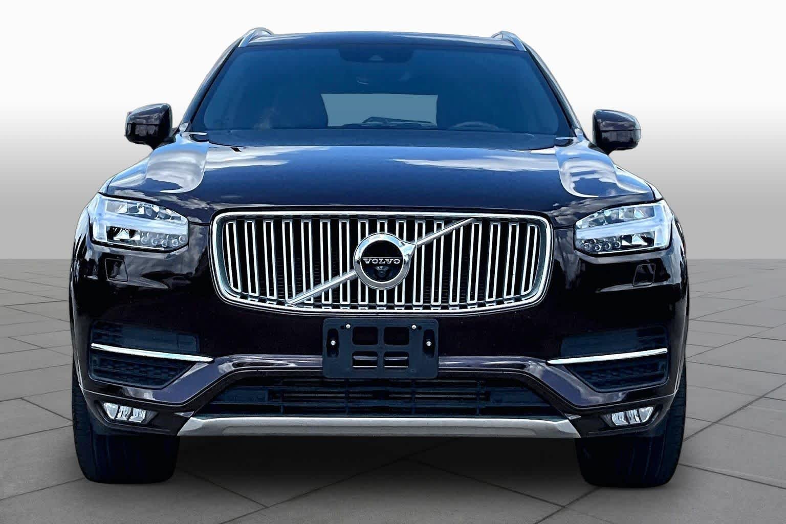 Used 2018 Maple Brown Metallic Volvo Inscription image 4
