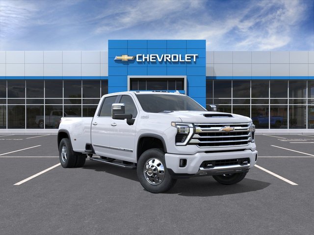 New 2026 Chevrolet Silverado 3500 HD High Country DRW Four Wheel Drive Crew Cab Crew Cab in San Antonio, TX