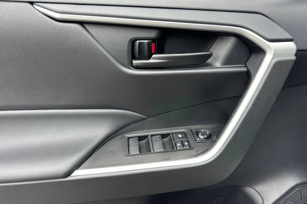 Certified Used 2025 White Toyota LE image 11