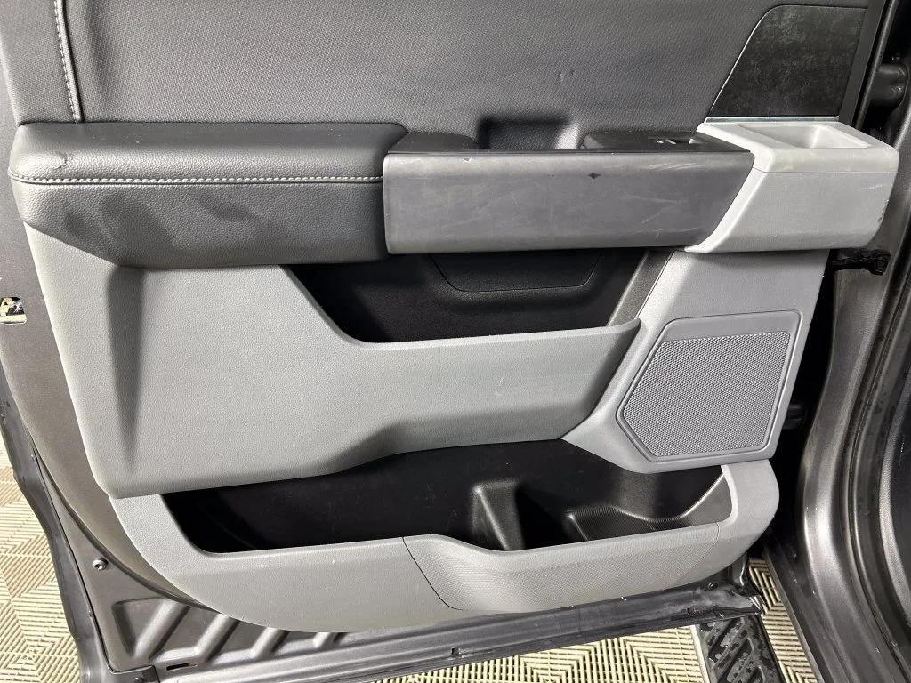 Used 2021 Gray Ford XLT image 18