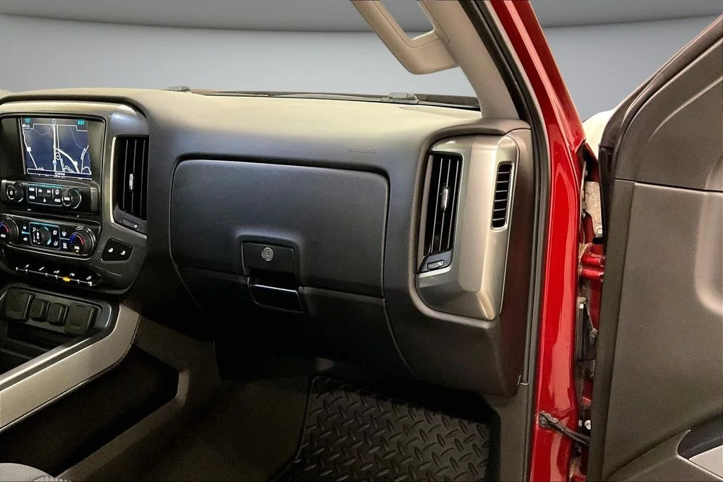 Certified Used 2018 Red Chevrolet LT image 27