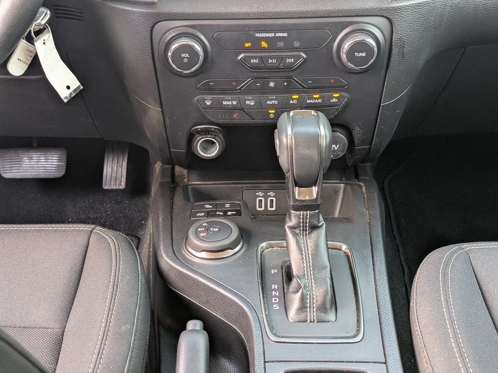Used 2023 Gray Ford XLT image 19