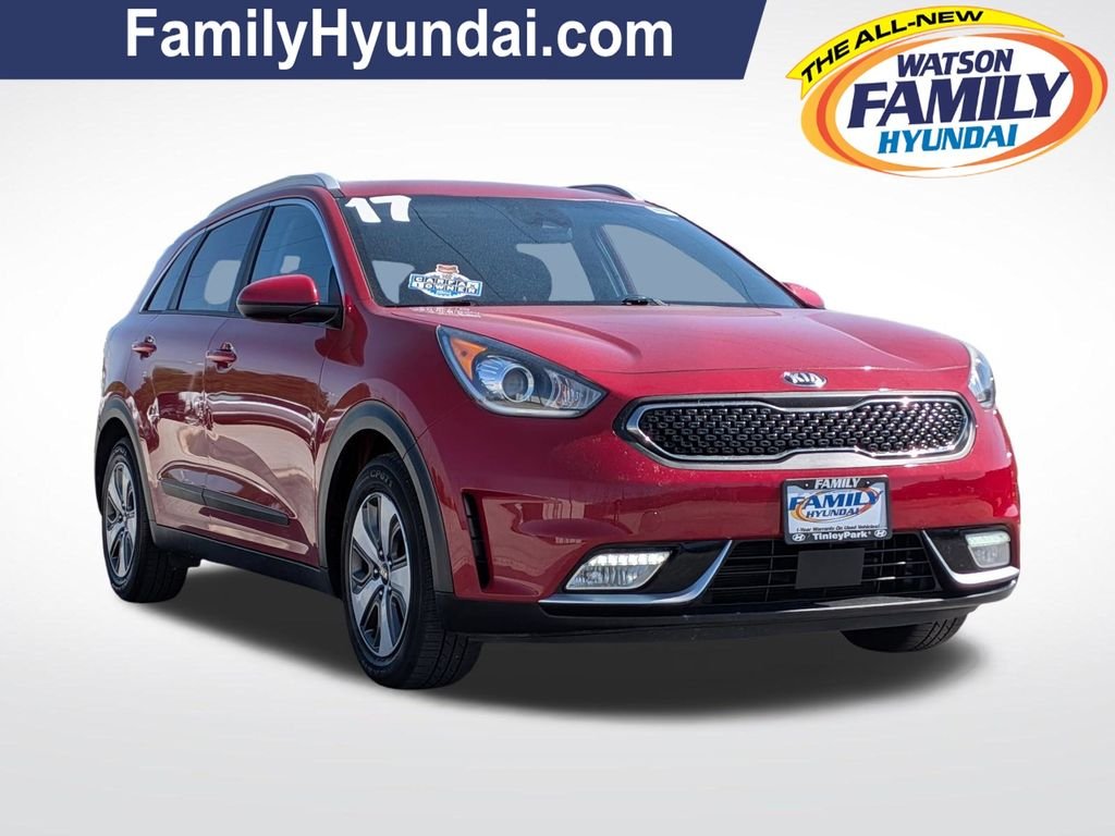 2017 Kia Niro LX's photo