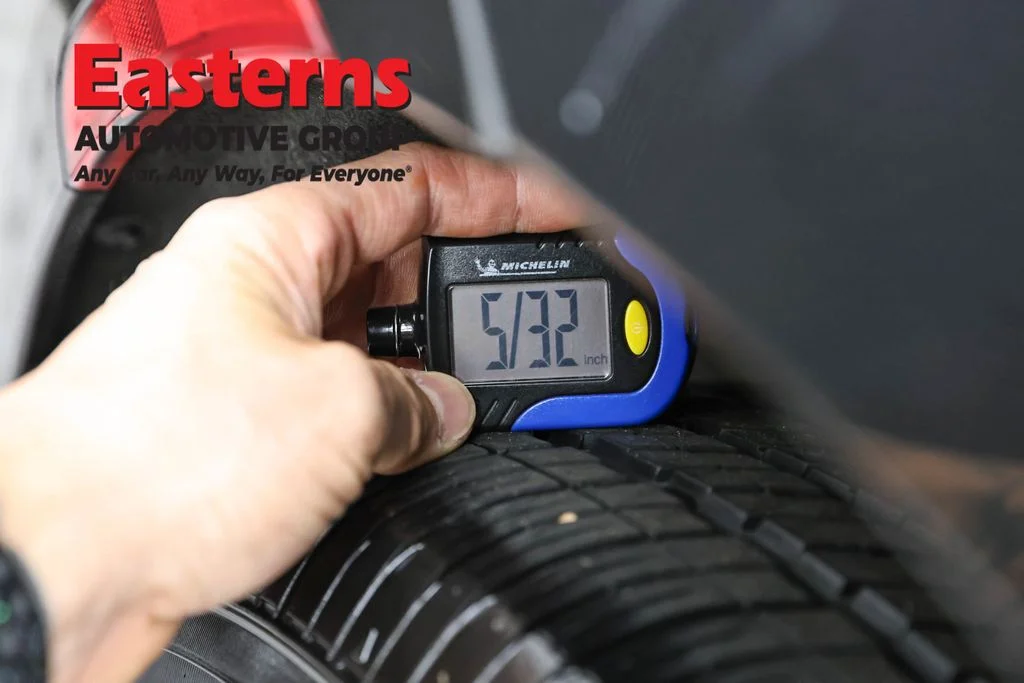 Used 2023 Black Chrysler Touring L image 30