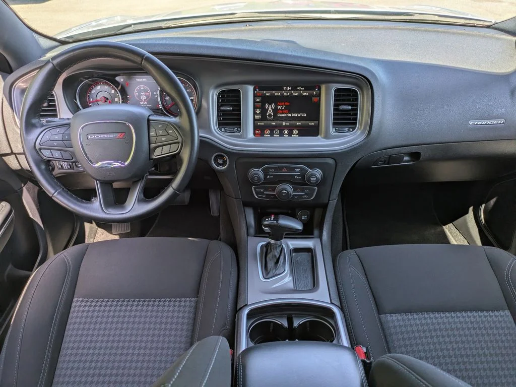 Used 2023 Silver Dodge SXT image 14