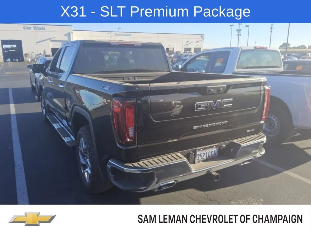 Used 2025 Onyx Black GMC SLT image 3