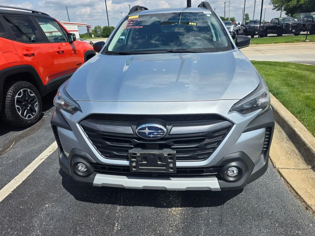 2023 Subaru Outback Limited's photo
