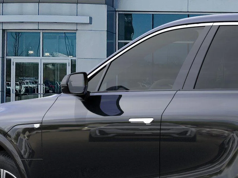 Used 2025  Cadillac Luxury image 12