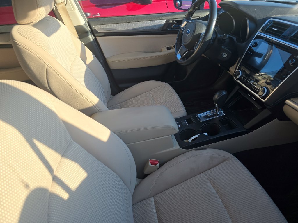 Used 2019  Subaru 2.5i Premium image 13