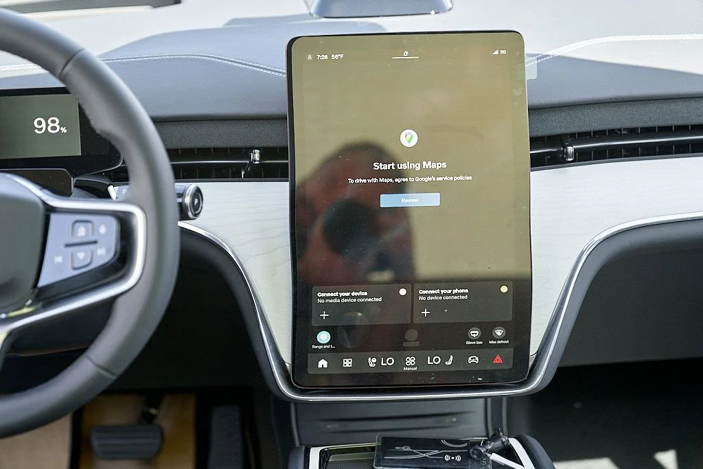 New 2026 Aurora Silver Volvo Ultra image 30