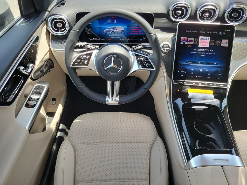 New 2027 MANUFAKTUR Alpine Grey Mercedes-Benz GLC 300 image 13