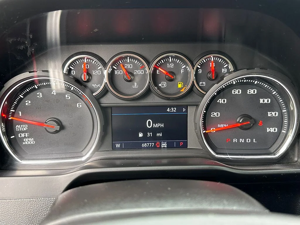 Used 2019 Red Chevrolet LT image 40