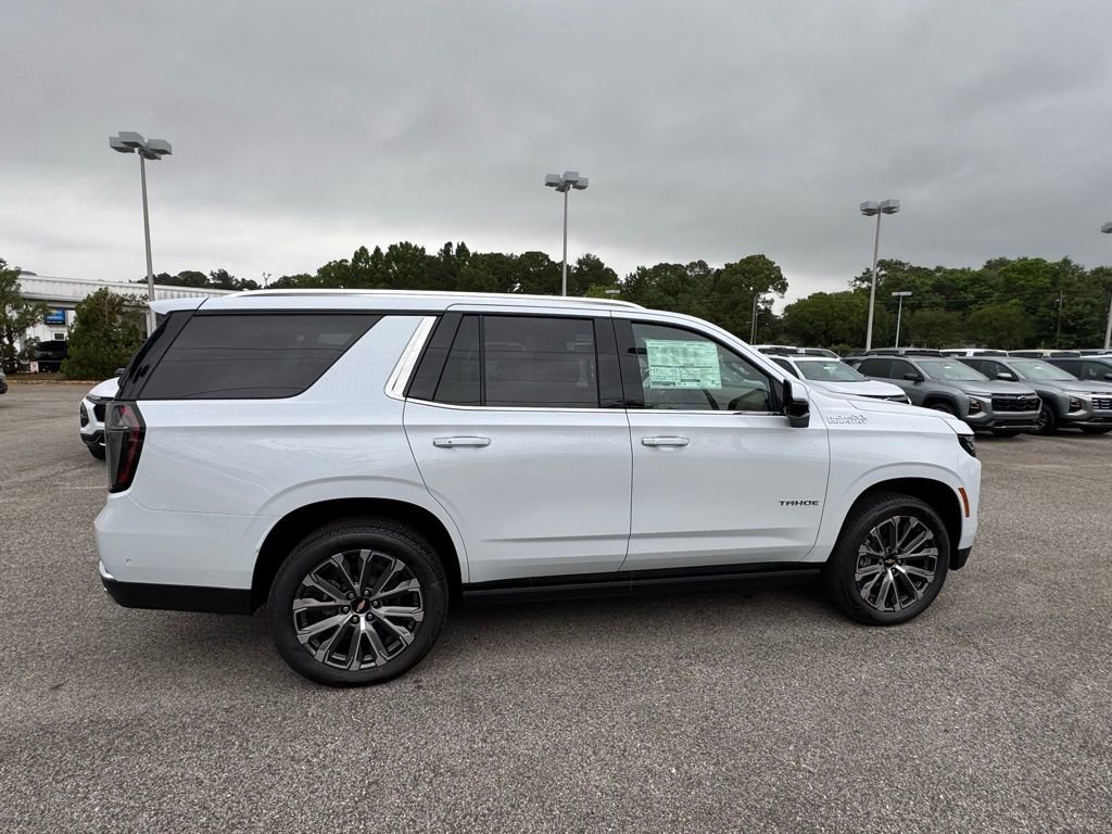 New 2026 Polar White Tricoat Chevrolet High Country image 6