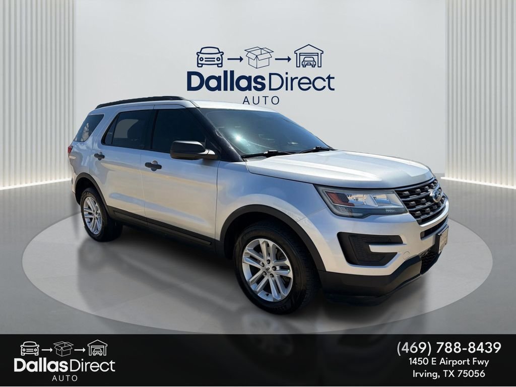 Used 2017 Ingot Silver Metallic Ford Base image 2