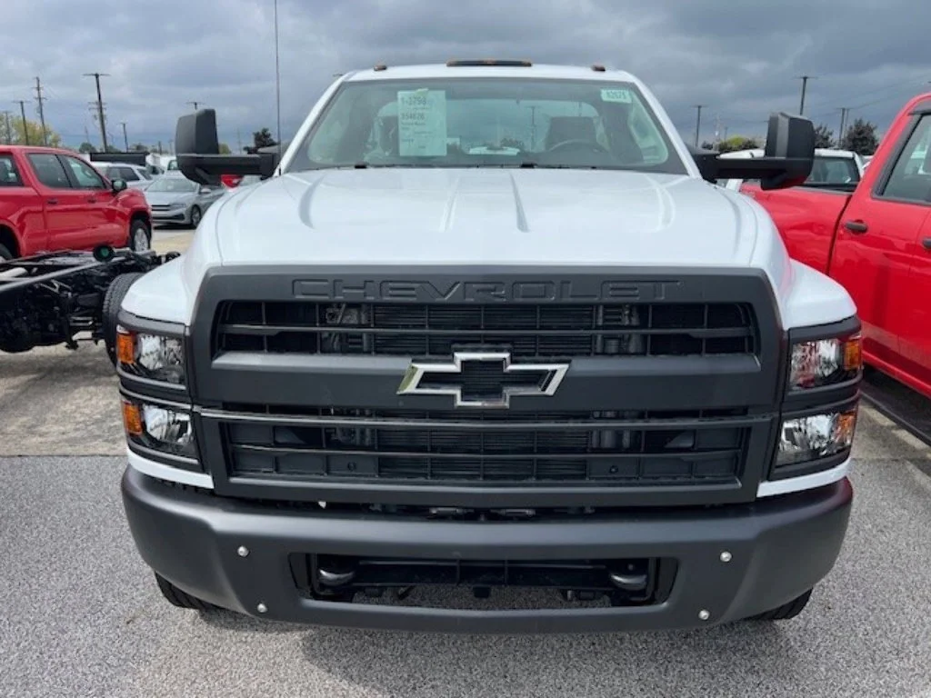 New 2024 Summit White Chevrolet Work Truck image 5