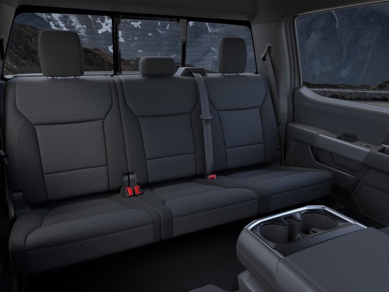 New 2026 Carbonized Gray Metallic Ford XLT image 11