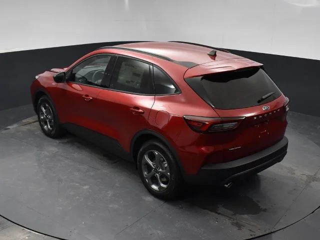 New 2026 Rapid Red Metallic Tinted Clearcoat Ford ST-Line image 32