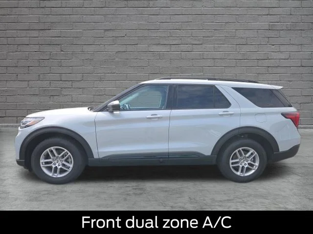 New 2026 Space White Metallic Ford Active image 5