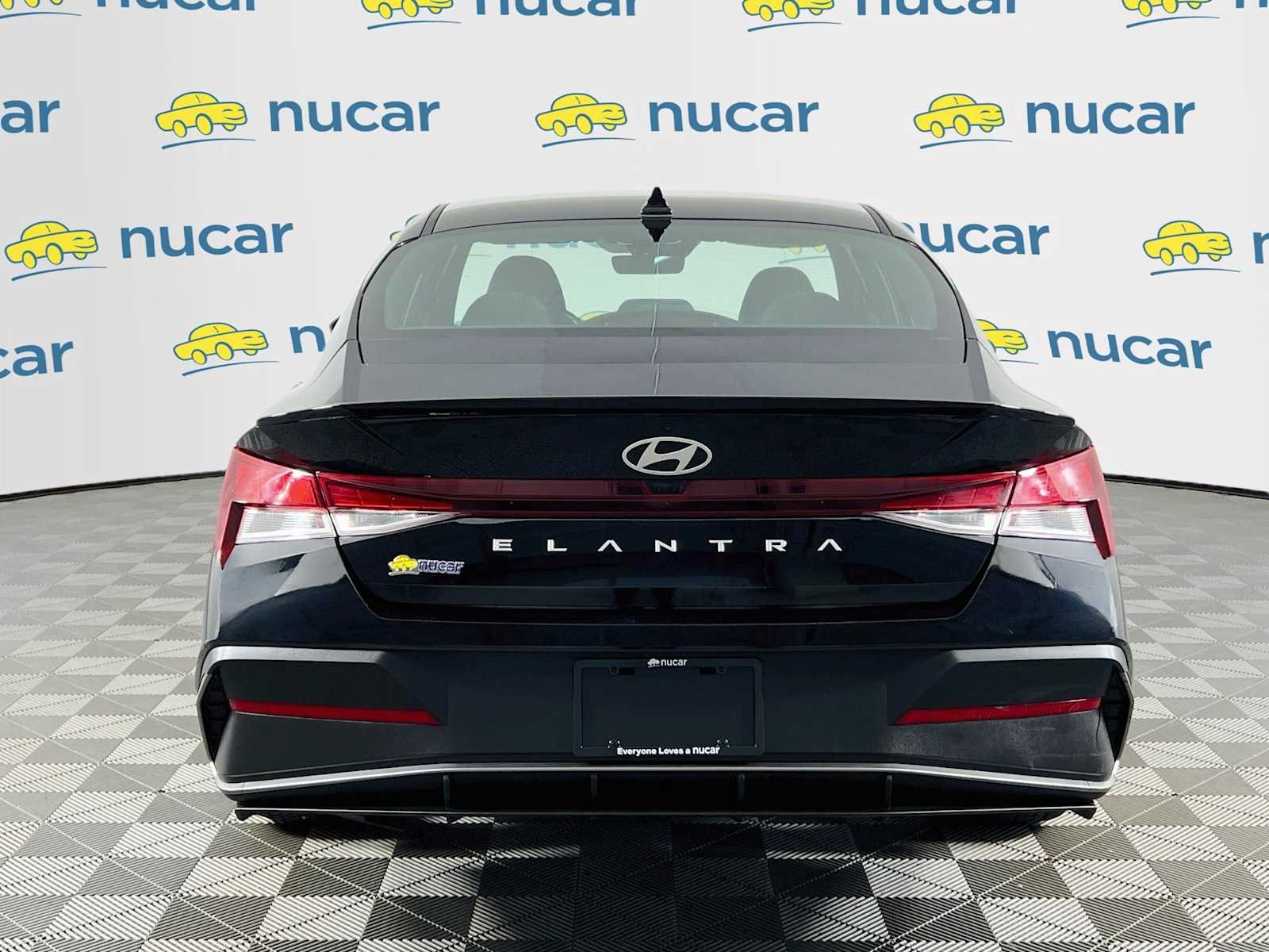 Used 2026 Abyss Black Hyundai SEL Sport image 6