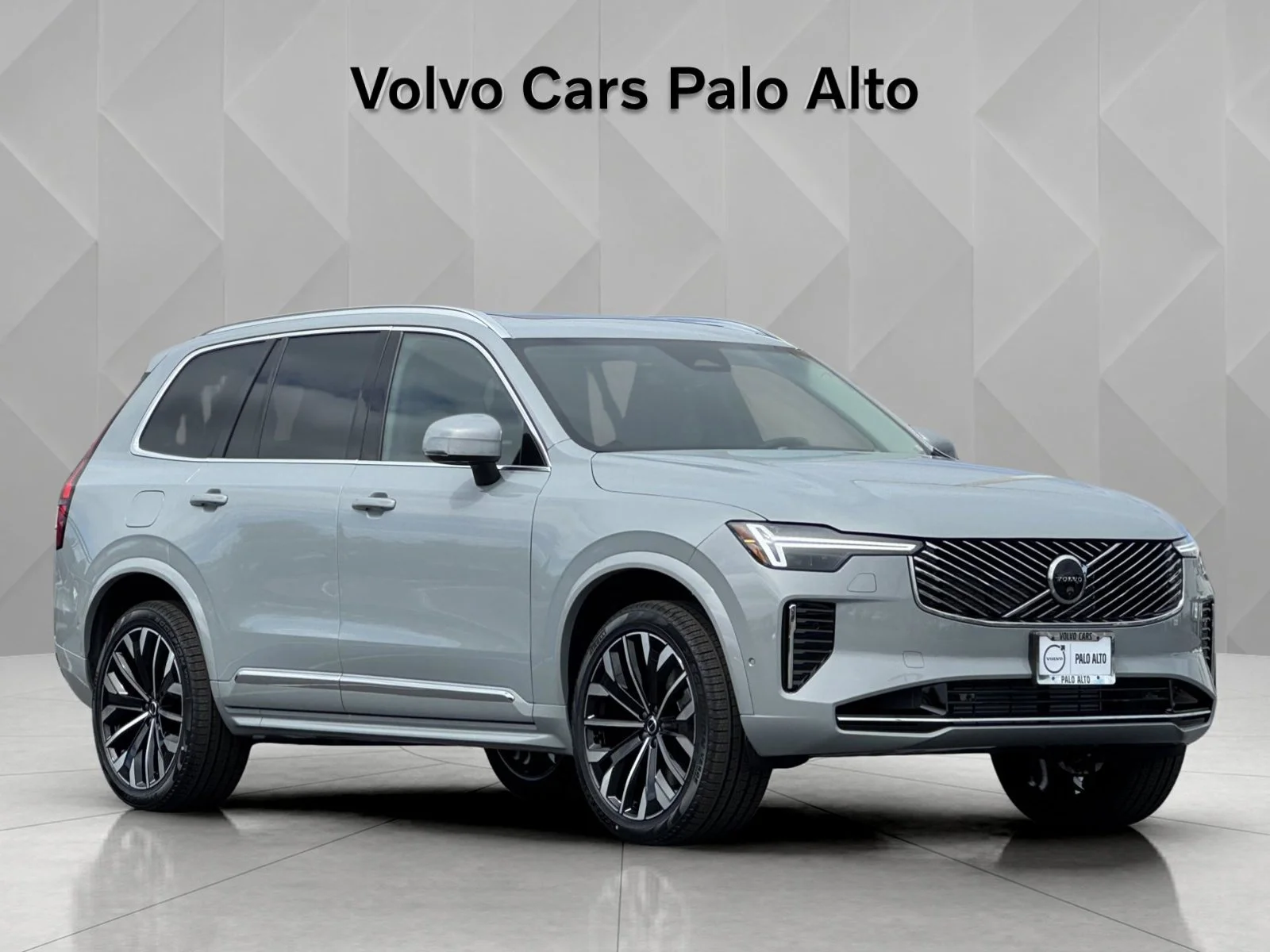 New 2026 Gray Volvo T8 Plus image 11