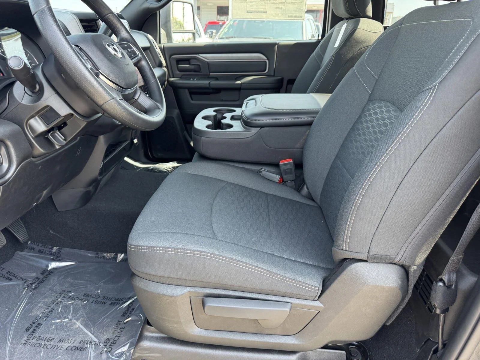 2025 RAM 2500 Tradesman - Photo 12