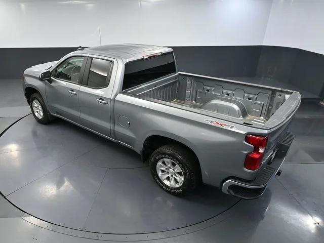 Used 2023 Gray Chevrolet LT image 44