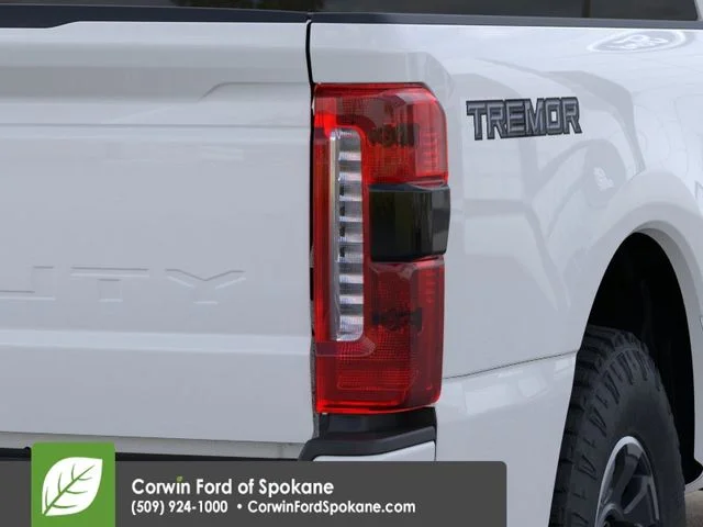 New 2026 Oxford White Ford Lariat image 21