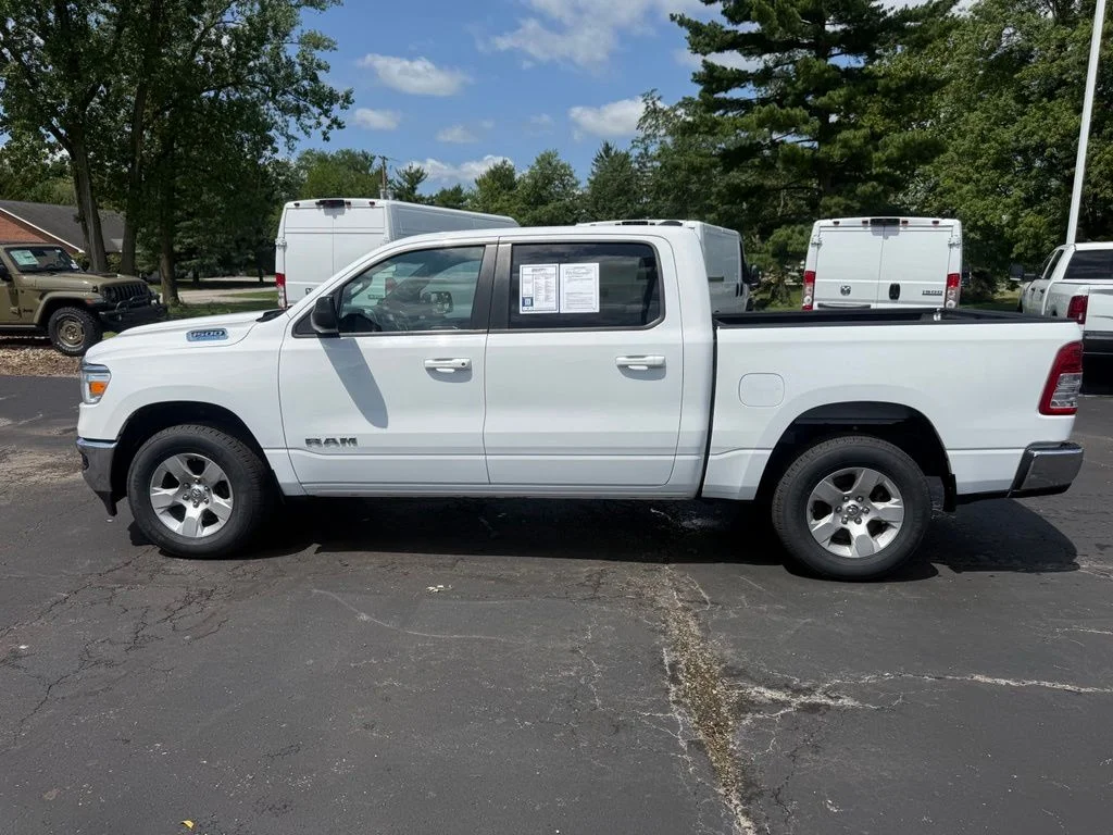Used 2022 White Ram Big Horn/Lone Star image 7