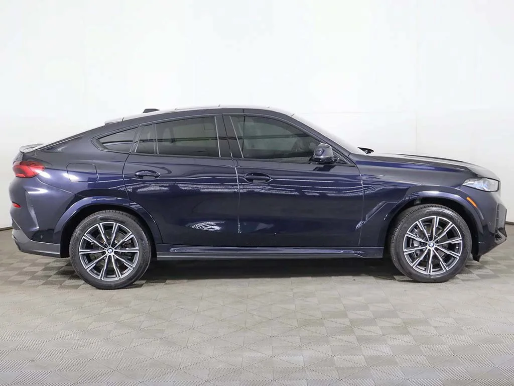 Used 2024 Carbon Black Metallic BMW xDrive40i image 22
