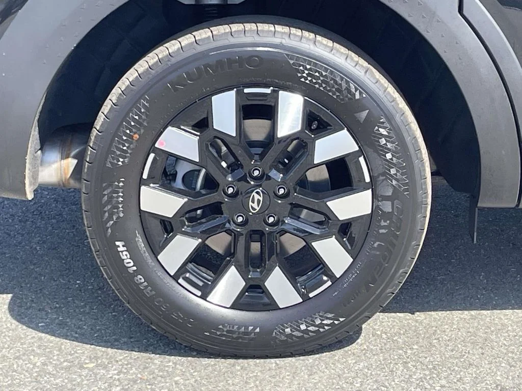 New 2026 Black Hyundai SEL image 7