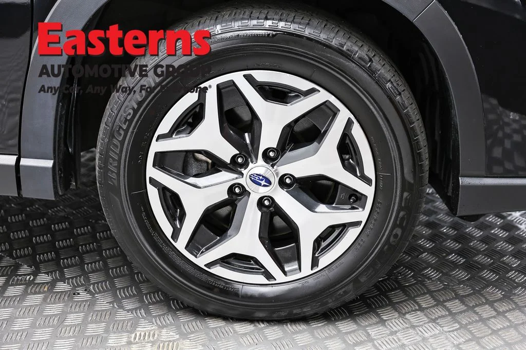 Used 2022 Black Subaru Premium image 34