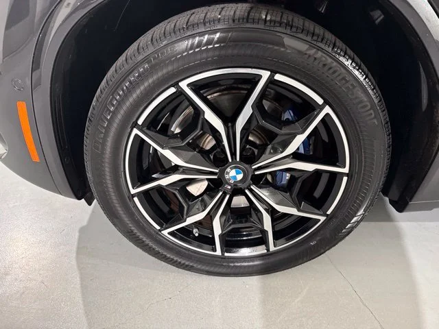 Used 2024 Gray BMW M40i image 5