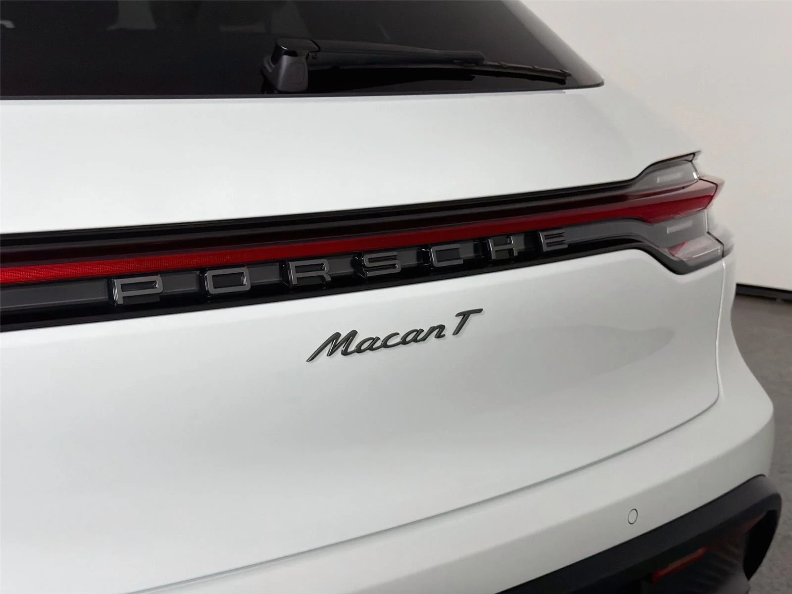 New 2026 White Porsche T image 17