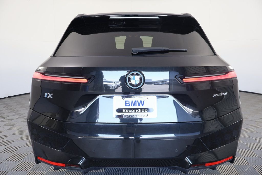 Certified Used 2024 Black Sapphire Metallic BMW xDrive50 image 3