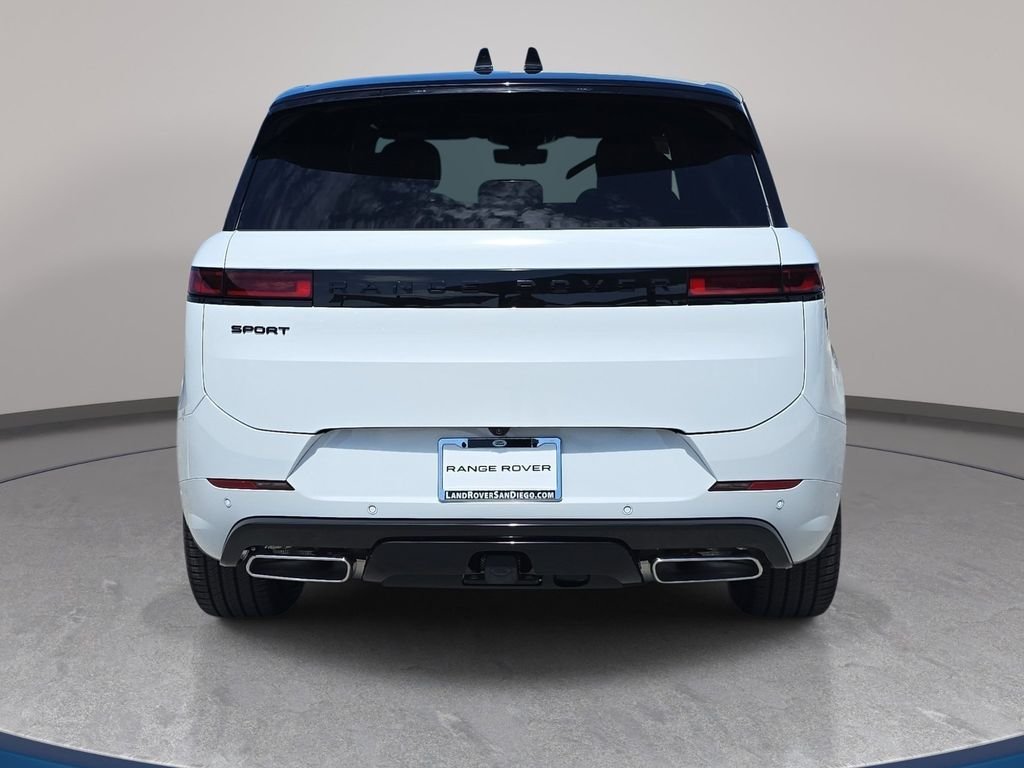 New 2026 Fuji White Land Rover Dynamic SE image 6